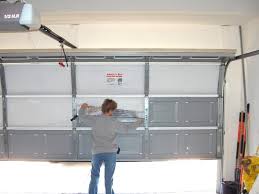 Key Tips To Test When Replacing Your Garage Door Online